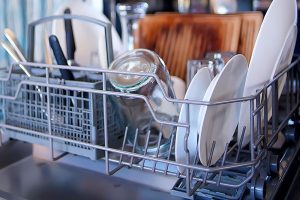 علت هنگ کردن ماشین ظرفشویی بوش